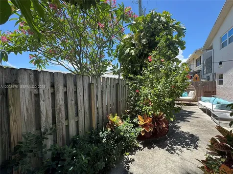 1910 NE 5th Street Deerfield Beach FL 33441