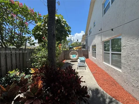 1910 NE 5th Street Deerfield Beach FL 33441