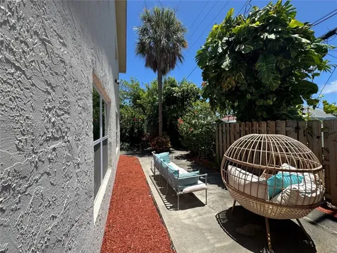 1910 NE 5th Street Deerfield Beach FL 33441