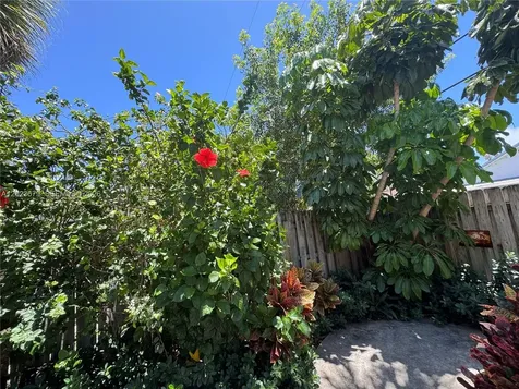 1910 NE 5th Street Deerfield Beach FL 33441