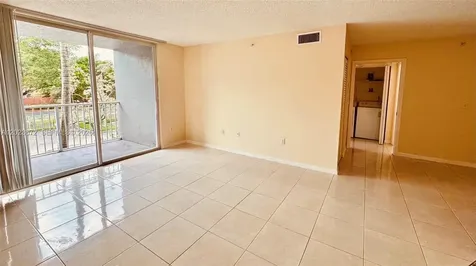 631 SW 111th Lane Pembroke Pines FL 33025