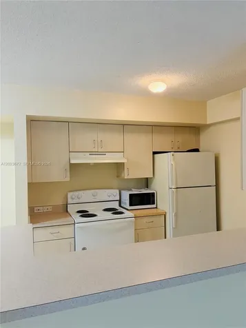 631 SW 111th Lane Pembroke Pines FL 33025