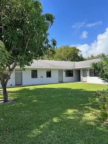 1099 NE 35th Street Oakland Park FL 33334