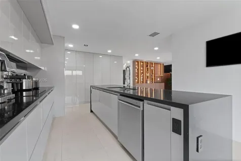 4014 SW 144th Place Miami FL 33175