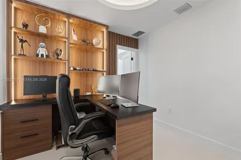 4014 SW 144th Place Miami FL 33175