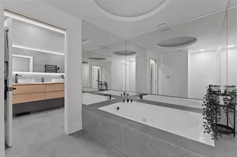 4014 SW 144th Place Miami FL 33175