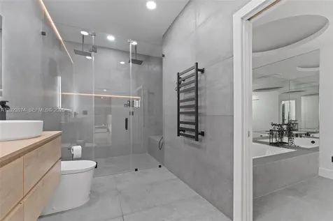 4014 SW 144th Place Miami FL 33175