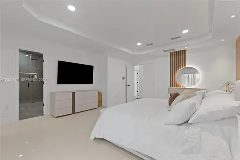 4014 SW 144th Place Miami FL 33175