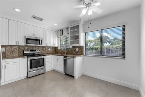 9631 SW 148th Place Miami FL 33196