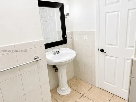 7668 SW 152nd Avenue Miami FL 33193