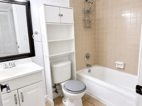 7668 SW 152nd Avenue Miami FL 33193