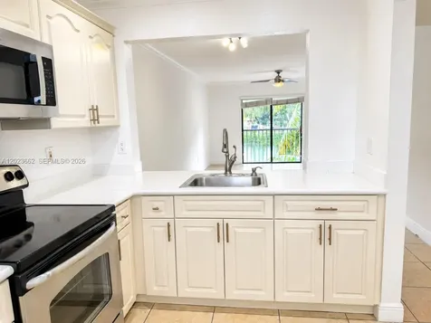 7668 SW 152nd Avenue Miami FL 33193