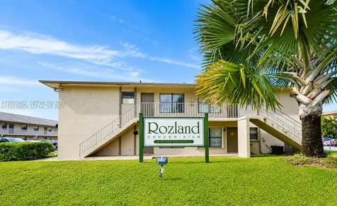 7668 SW 152nd Avenue Miami FL 33193