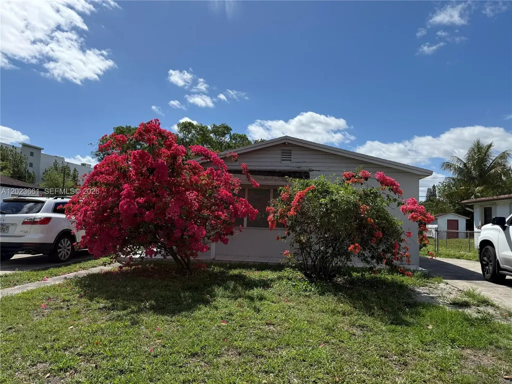 3810 SW 25th Street West Park FL 33023