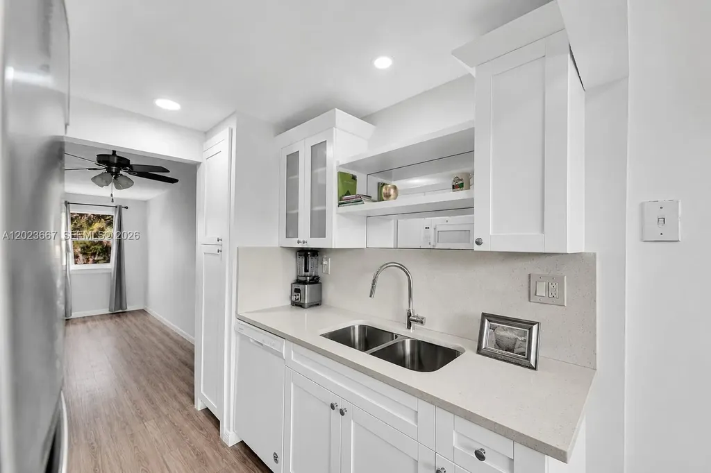 8405 NW 61st Street Tamarac FL 33321