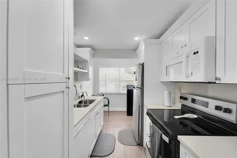 8405 NW 61st Street Tamarac FL 33321