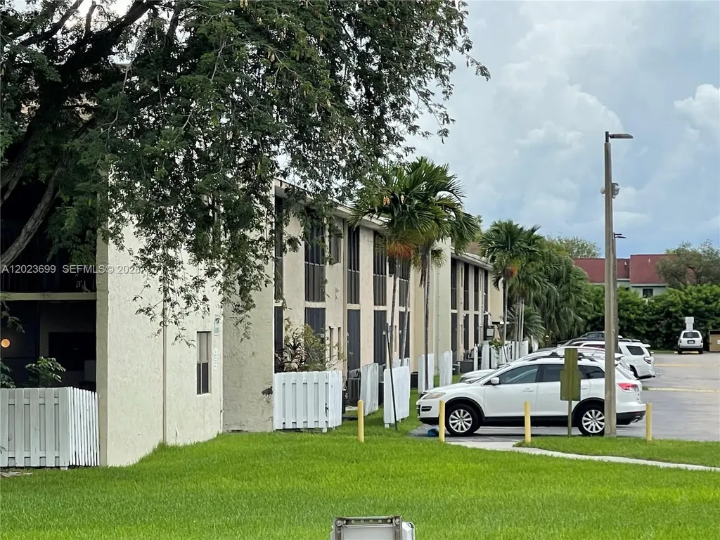 10370 SW 220th Street Cutler Bay FL 33190