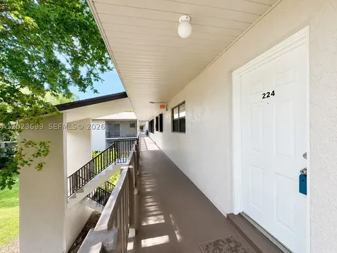10370 SW 220th Street Cutler Bay FL 33190