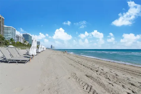 9801 Collins Avenue Bal Harbour FL 33154