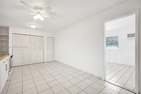 877 W 33rd Street Hialeah FL 33012