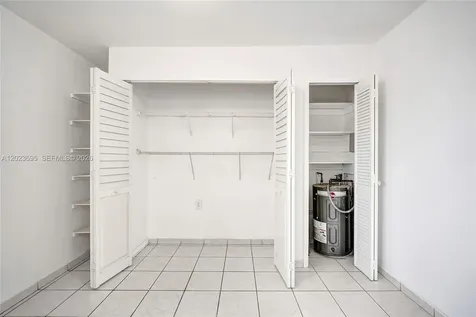 877 W 33rd Street Hialeah FL 33012