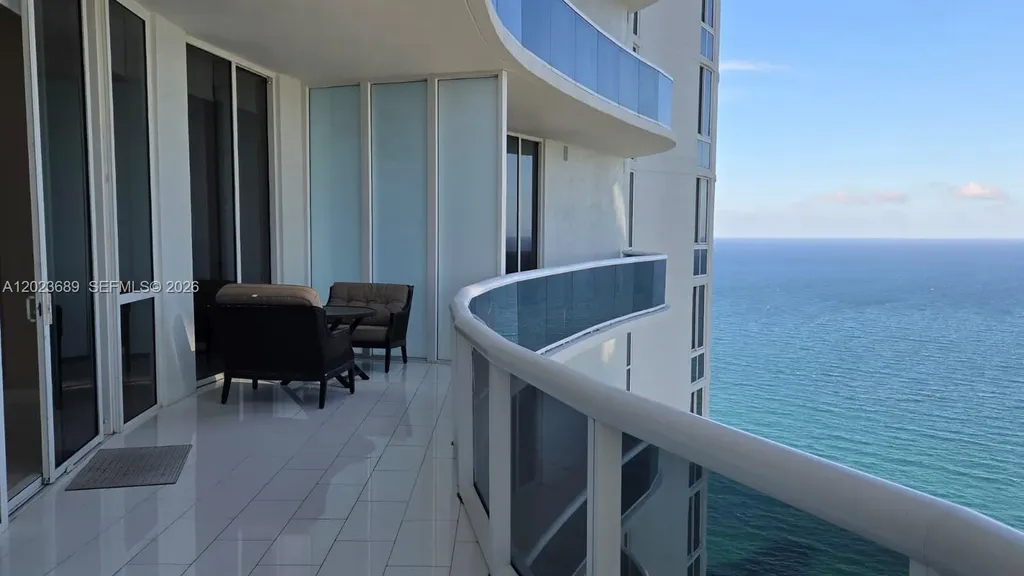 15811 Collins Avenue Sunny Isles Beach FL 33160