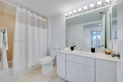 21205 Yacht Club Drive Aventura FL 33180