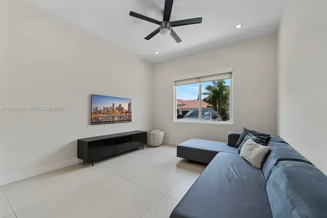 11163 NW 71st Terrace Doral FL 33178