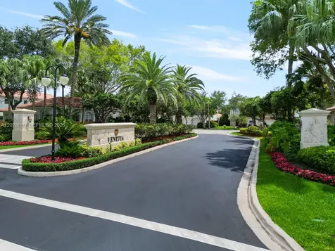 11163 NW 71st Terrace Doral FL 33178