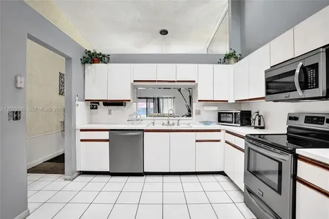 3273 W Inverrary Boulevard W Lauderhill FL 33319