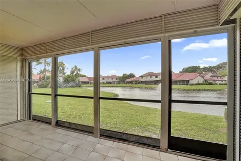 3273 W Inverrary Boulevard W Lauderhill FL 33319