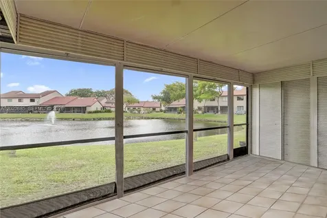 3273 W Inverrary Boulevard W Lauderhill FL 33319