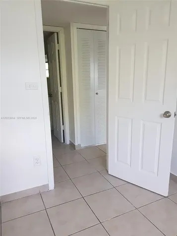 606 W 81st Street Hialeah FL 33014
