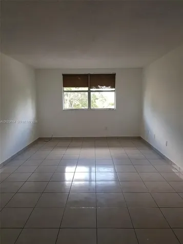 606 W 81st Street Hialeah FL 33014