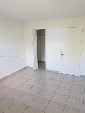 606 W 81st Street Hialeah FL 33014