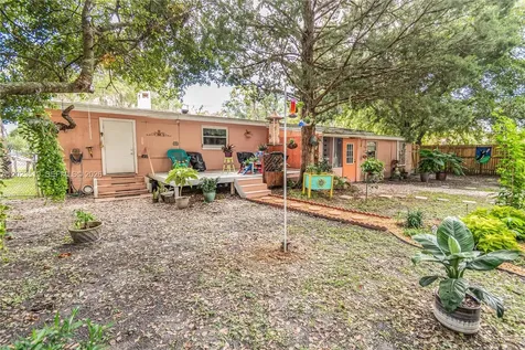 145 N Orange Street Starke FL 32091