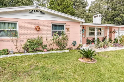 145 N Orange Street Starke FL 32091
