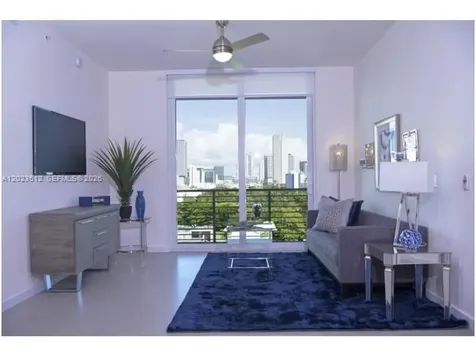 729 NW 2nd Street Miami FL 33128