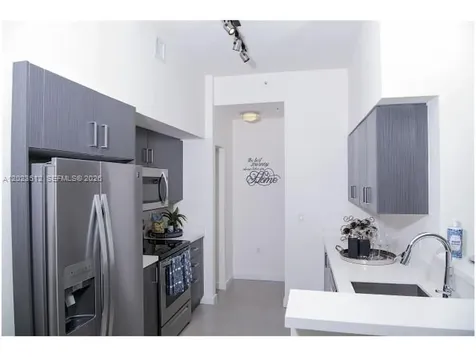 729 NW 2nd Street Miami FL 33128