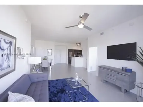 729 NW 2nd Street Miami FL 33128