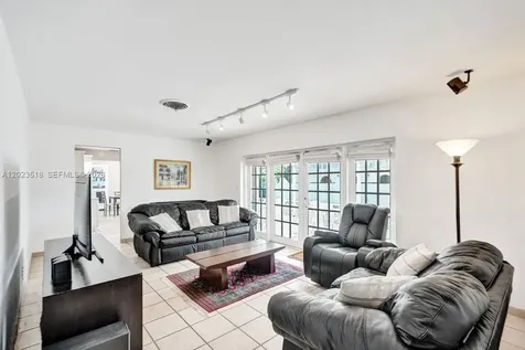 8521 SW 86th Court Miami FL 33143