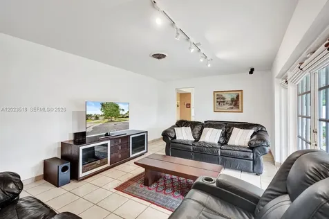 8521 SW 86th Court Miami FL 33143