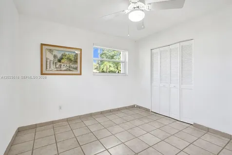8521 SW 86th Court Miami FL 33143