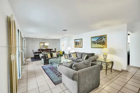 8521 SW 86th Court Miami FL 33143