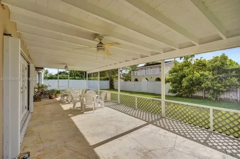 8521 SW 86th Court Miami FL 33143