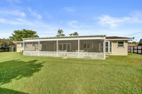 8521 SW 86th Court Miami FL 33143