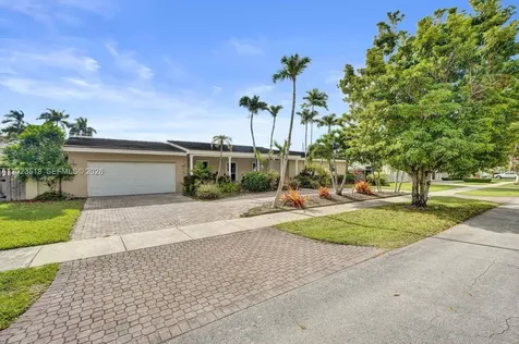 8521 SW 86th Court Miami FL 33143