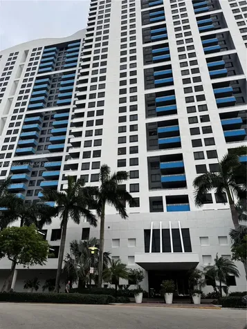 1330 West Avenue Miami Beach FL 33139