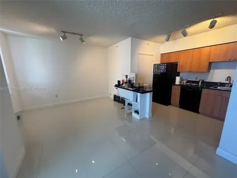 1330 West Avenue Miami Beach FL 33139
