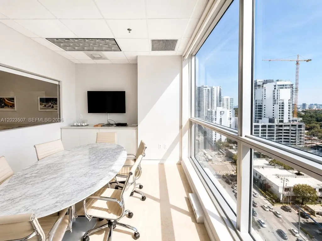 175 SW 7th Street Miami FL 33130